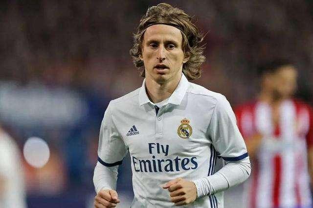 勇士有无库里的数据对比：进攻效率暴跌8.5，命中率严重下滑