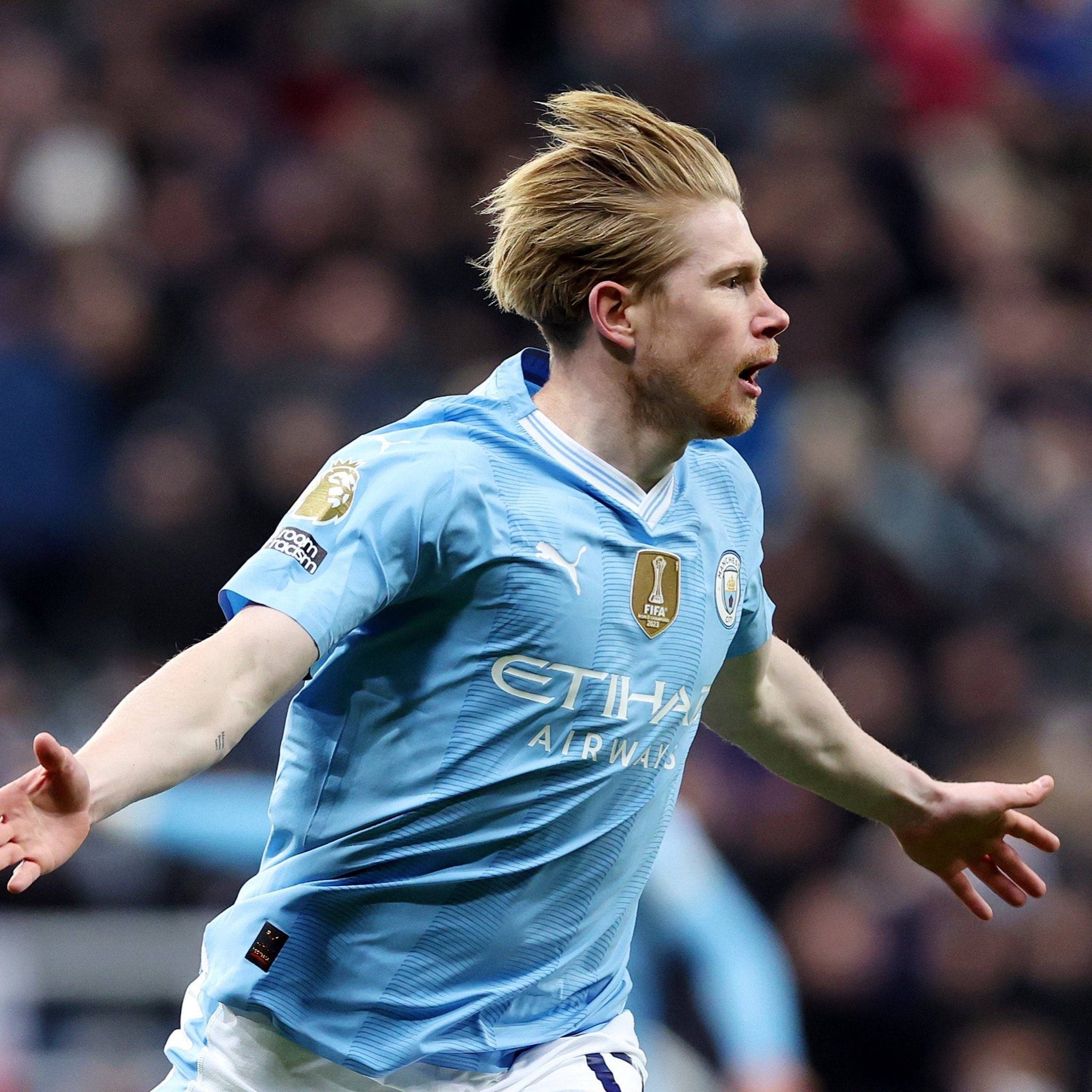 2015 赛季：堪萨斯皇家队老将本·佐布里斯特（Ben Zobrist）获得世界大赛 MVP